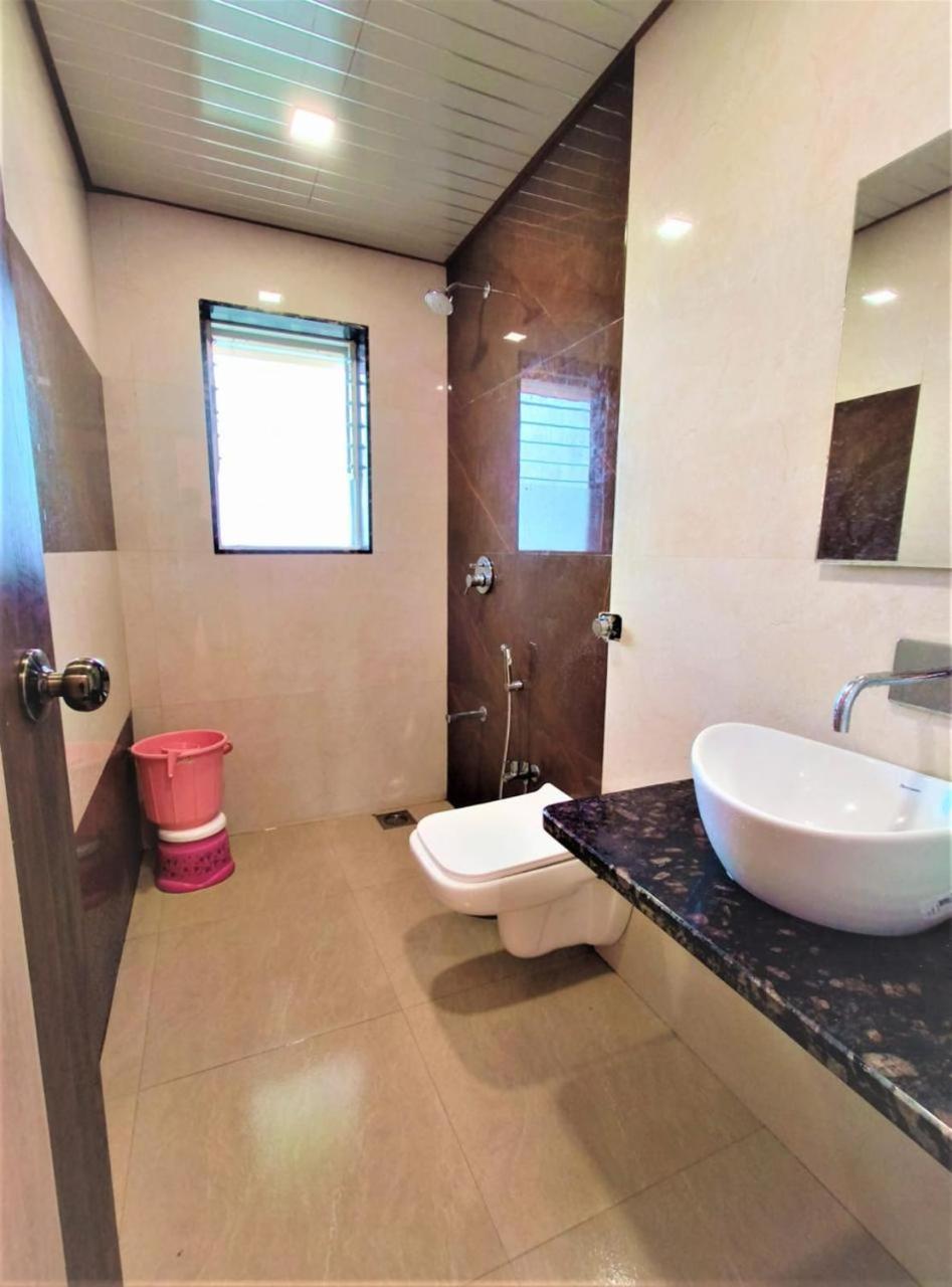 Paramount 3 Ac Bedrooms Hall Garden With Lake View Panchgani Exterior foto